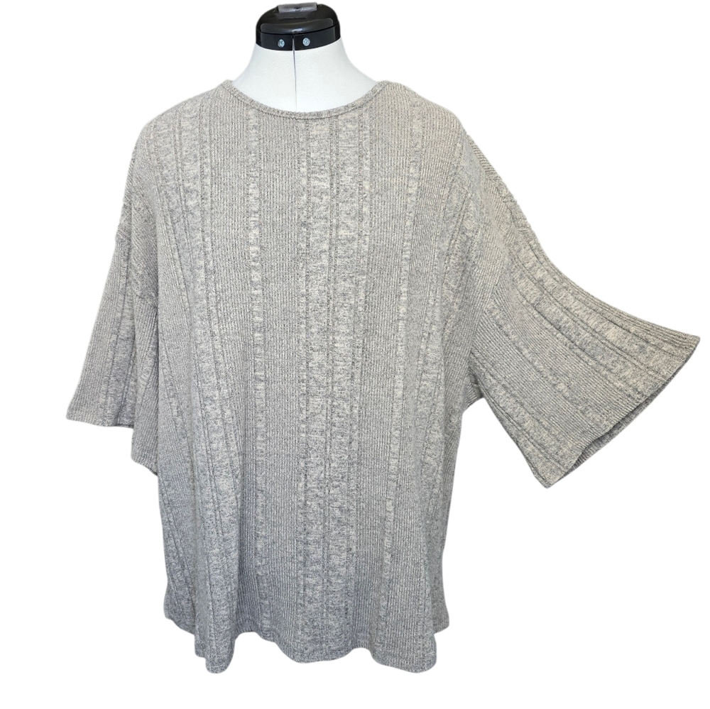 EUC Misguided 3D Knit Beige Pullover Sweater Size Large Oversized Dolman Sleeve
